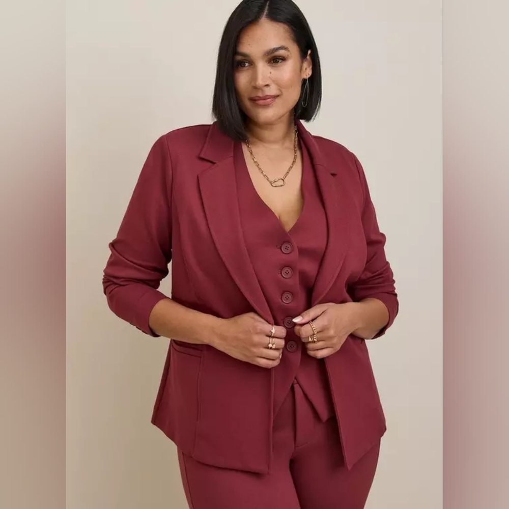 NWT Torrid Chelsea Studio Luxe Ponte Blazer Stretchy Maroon Tailored Fit